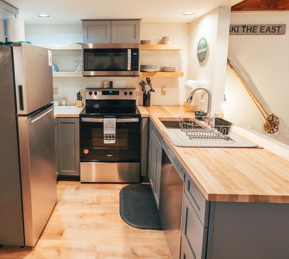Newly Renovated & Furnished Condo, Only 3 Min To Sunday River! Bethel Luaran gambar